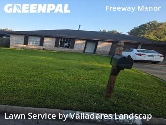 Lawn Servicein Rosenberg,77471,Lawn Maintenance by Valladares Landscap, work completed in Dec , 2025