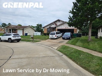 Lawn Mowing nearby Florissant, MO, 
