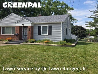 Grass Cutting nearby Davenport, IL, 