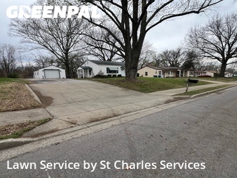 Lawn Service nearby Saint Charles, MO, 