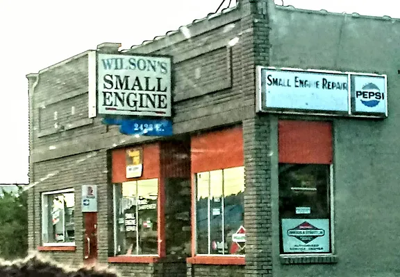 Wilsons Small Engine Photo 4