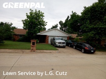 Yard Mowing nearby Yukon, OK, 