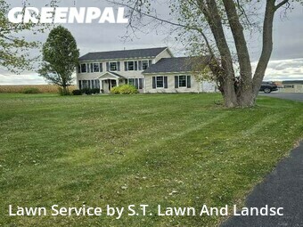 Lawn Mowing nearby Hilton, NY, 