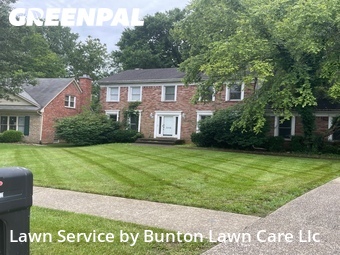 Grass Cut nearby Louisville, KY, 