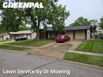 Lawn Mowing nearby Florissant, MO, 