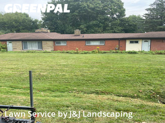 Lawn Maintenance nearby Beverly Hills, MI, 