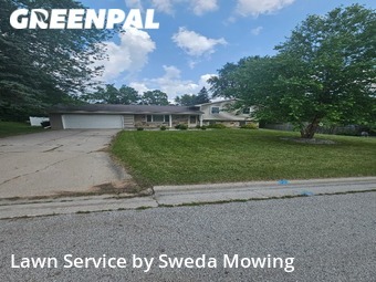 Lawn Service nearby Howard, WI, 