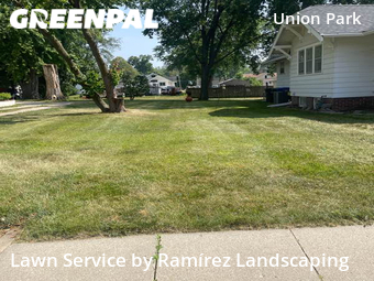 Yard Mowing nearby Des Moines, IA, 