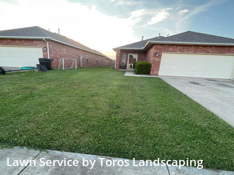 Lawn Maintenance nearby Moore, OK, 