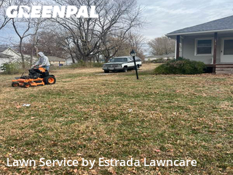 Lawn Maintenance nearby Topeka, KS, 