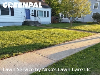 Grass Cut nearby Windsor, CT, 