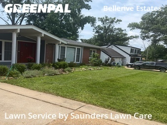 Grass Cut nearby Creve Coeur, MO, 