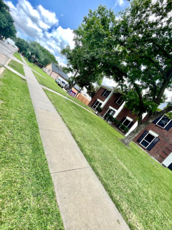 Govea’s Landscaping Lawn Care Services in Crandall, TX