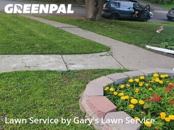 Lawn Care Service nearby Lauderdale, MN, 