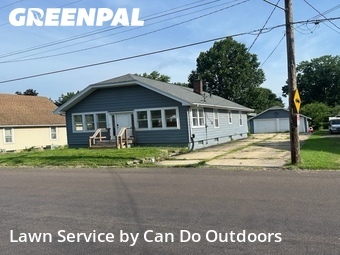 Yard Mowing nearby Pekin, IL, 