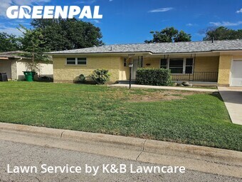 Grass Cut nearby Haltom City, TX, 
