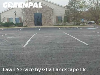 Lawn Service nearby Uniontown, OH, 