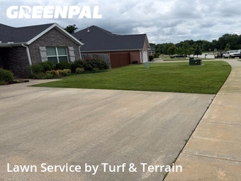 Lawn Mowing nearby Fayetteville, AR, 