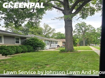 Lawn Cutting nearby Lincoln, NE, 