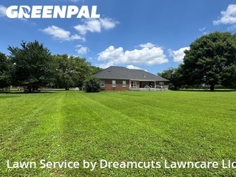 Lawn mowed in Huntsville, 35811