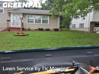 Lawn Mowing Service nearby Decatur, IL, 