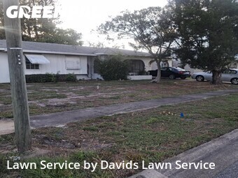 Lawn Mowing Service nearby Palm Bay, FL, 