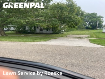 Lawn Cut nearby Stanford, IL, 