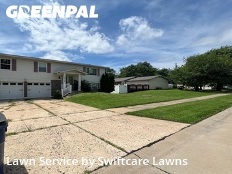 Yard Mowing nearby Florissant, MO, 