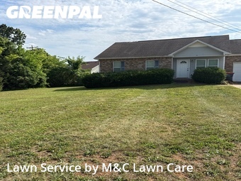 Lawn Maintenance nearby Clarksville, TN, 