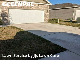 Yard Cutting nearby Saint Hedwig, TX, 