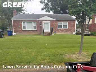 Yard Mowing nearby University City, MO, 