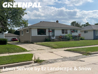 Lawn Care Service nearby Milwaukee, WI, 