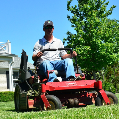 Local Lawn care service near me in Independence, MO, 64055