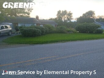 Lawn mowed in Elkhart, 46517