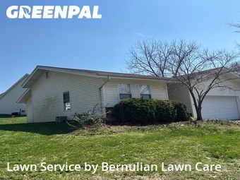 Grass Cut nearby Lake Saint Louis, MO, 