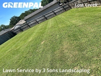 Lawn mowed in Ensley, 32514