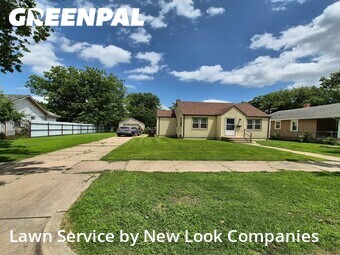 Lawn Mowing Service nearby Wichita, KS, 