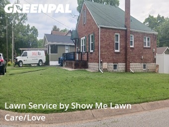 Lawn Mowing nearby University City, MO, 