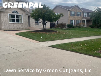 Lawn Maintenance nearby Elgin, IL, 