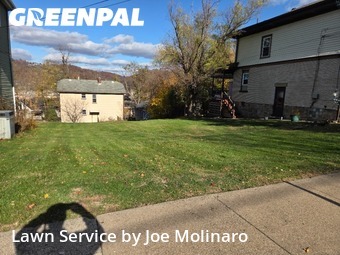 Lawn Mowing nearby Coraopolis, PA, 