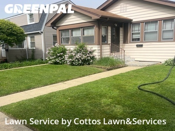 Lawn Mowing Service nearby Waukegan, WI, 