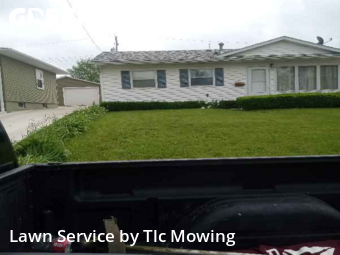 Lawn Mowing Service nearby Decatur, IL, 
