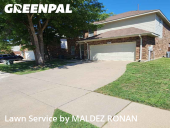 Lawn Mowingin Lewisville,75067,Lawn Mowing Service by MALDEZ RONAN, work completed in Nov , 2025