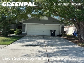 Lawn Mow nearby Valrico, FL, 