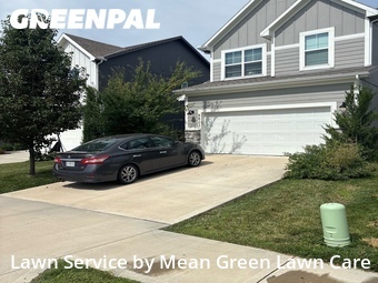 Lawn Mow nearby Blue Springs, MO, 