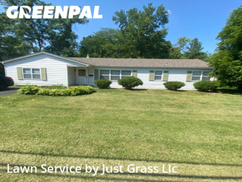 Grass Cutting nearby Belleville, IL, 