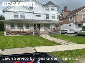 Grass Cut nearby East Cleveland, OH, 