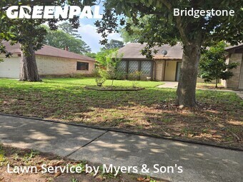 Lawn Service nearby Spring, TX, 