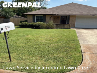 Yard Cuttingin Benbrook,76126,Grass Cut by Jeronimo Lawn Care , work completed in Dec , 2025