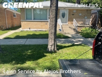 Lawn Mowing nearby Chicago, IL, 